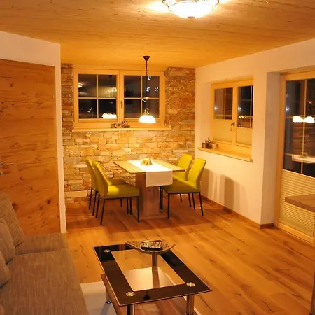 Romantikappartement Petz**** * Доннерсбахвальд